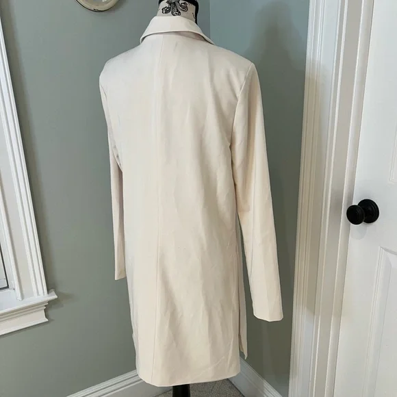 NWOT Truth by Republic Long Cream Open Blazer | Size S | Shoulder Pads | - Picture 9 of 14